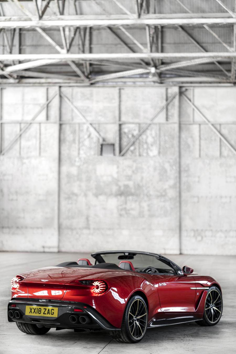  Aston Martin Vanquish Zagato Volante 2017 года  (UK) (фото 33 из 42)